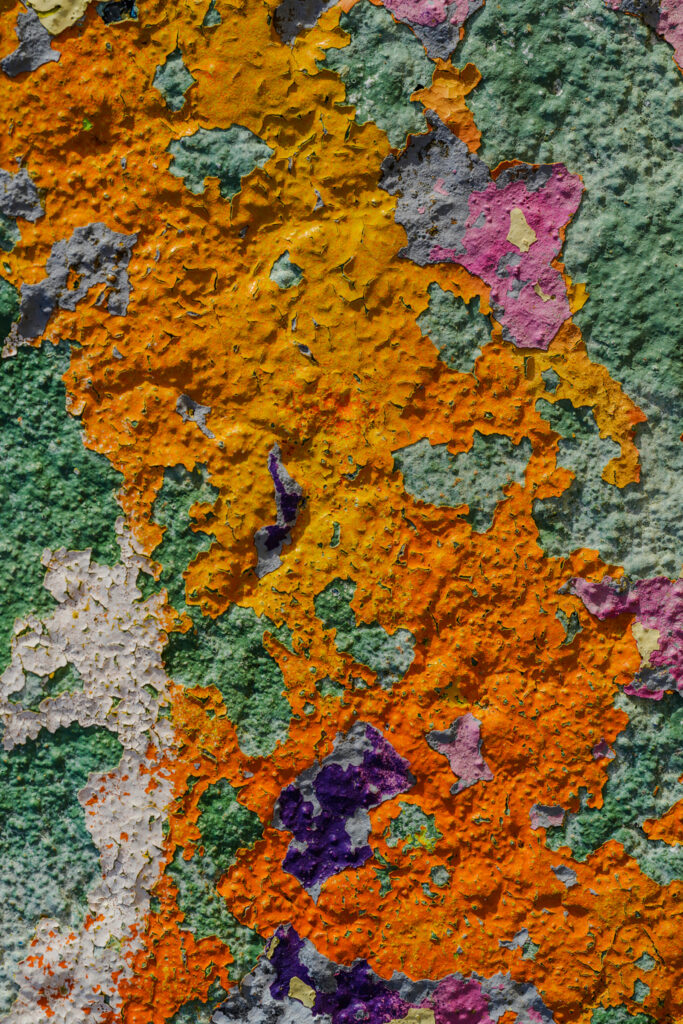 Photographie « Psychédélique #1 », série Psychédélique de Sabine Chabot : Infime partie d’un graffiti sur les blockhaus du Petit Nice.