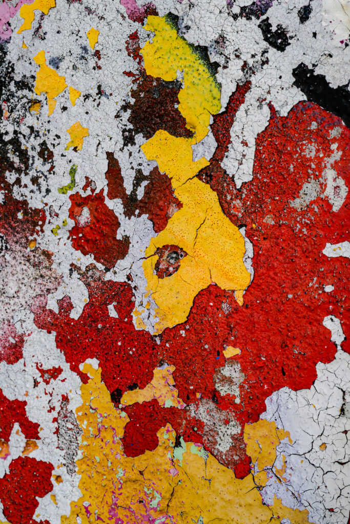Photographie « Psychédélique #5 », série Psychédélique de Sabine Chabot : Infime partie d’un graffiti sur les blockhaus du Petit Nice.