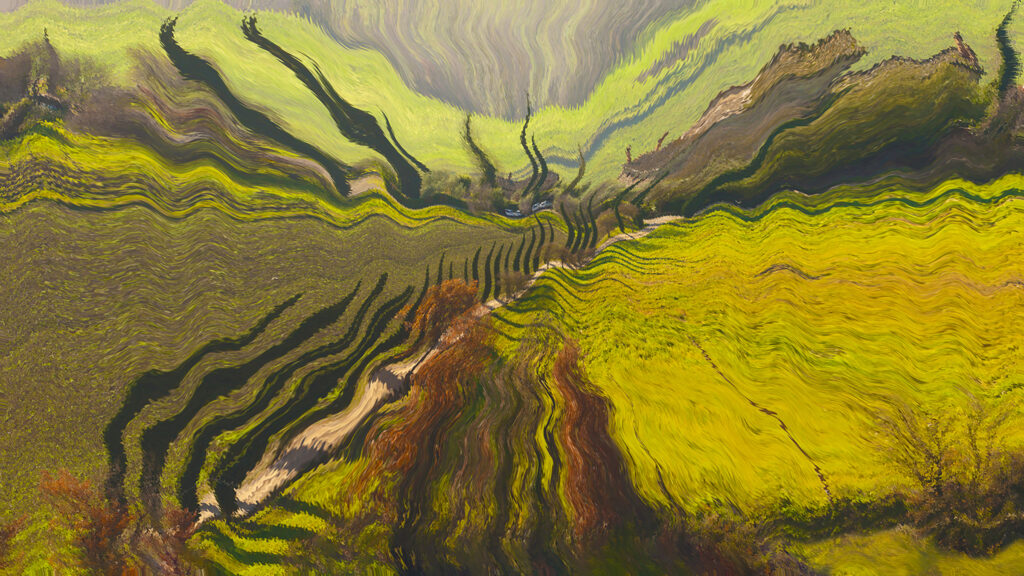 Photographie « Toscane », série Photo Raku® de Sabine Chabot : Paysage de Toscane interprété façon photo Raku® qui s’inspire de l’impressionnisme, évoquant le mouvement et la vibration des couleurs à la manière de Van Gogh.